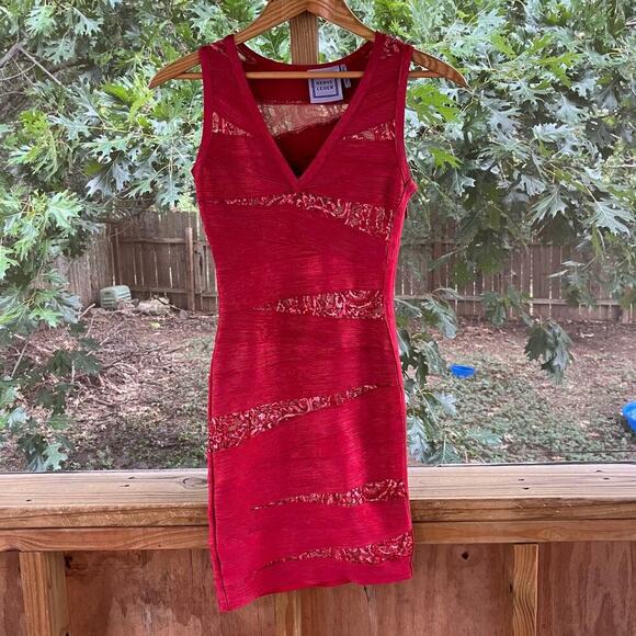 Herve Leger Women's Red Sequined Bandage Bodycon Dress Size XS - Picture 1 of 9